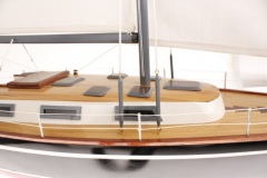 Segelyacht Omega 70 cm